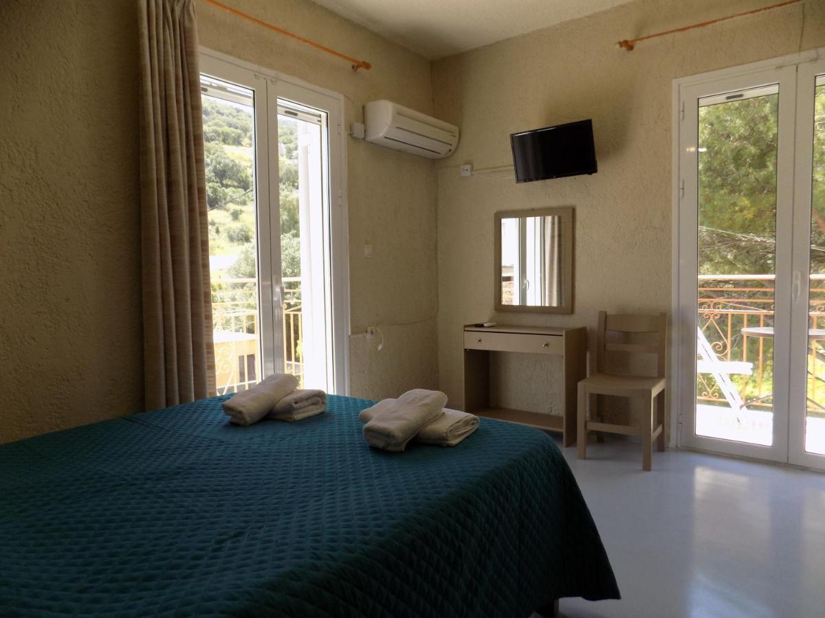 Afrodite Spacious Apartments! Agia Efimia Exteriér fotografie