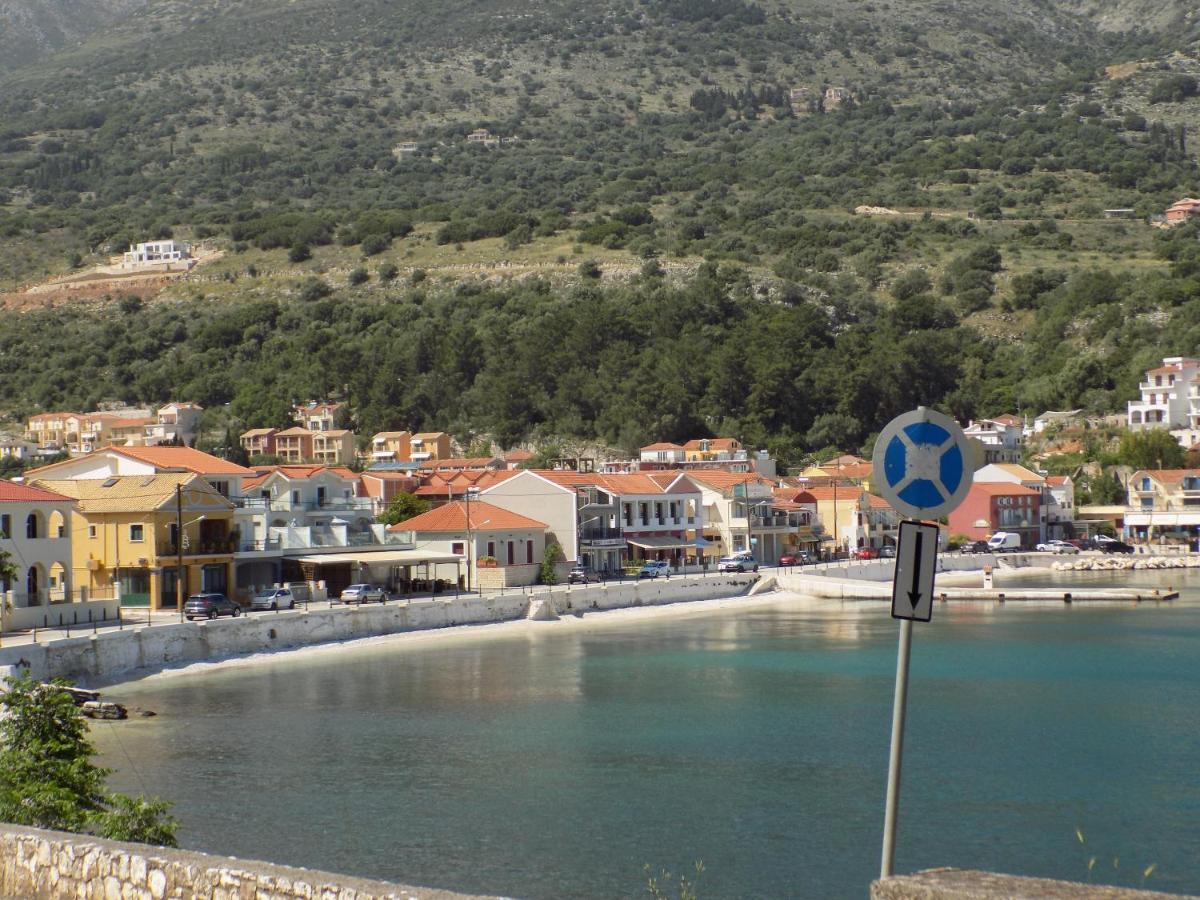 Afrodite Spacious Apartments! Agia Efimia Exteriér fotografie