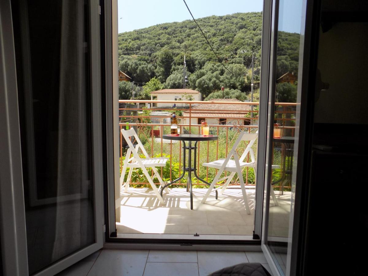 Afrodite Spacious Apartments! Agia Efimia Exteriér fotografie